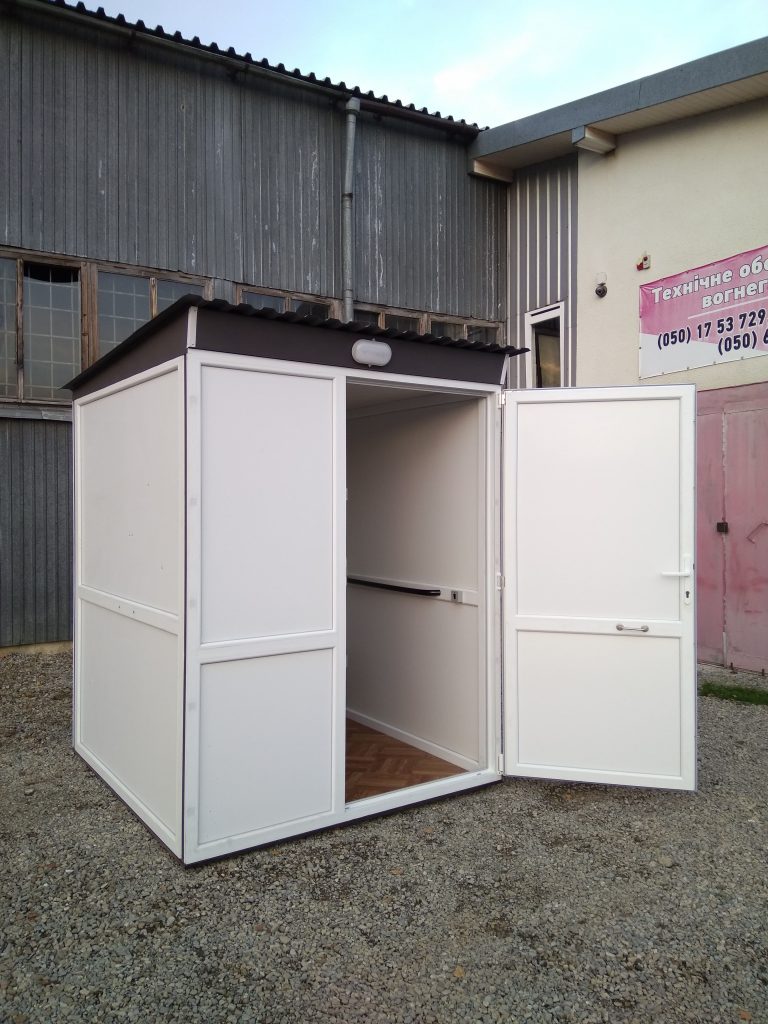 Chemical wc cabin for the disabled 1.5 х 1.5 х 2.2 m